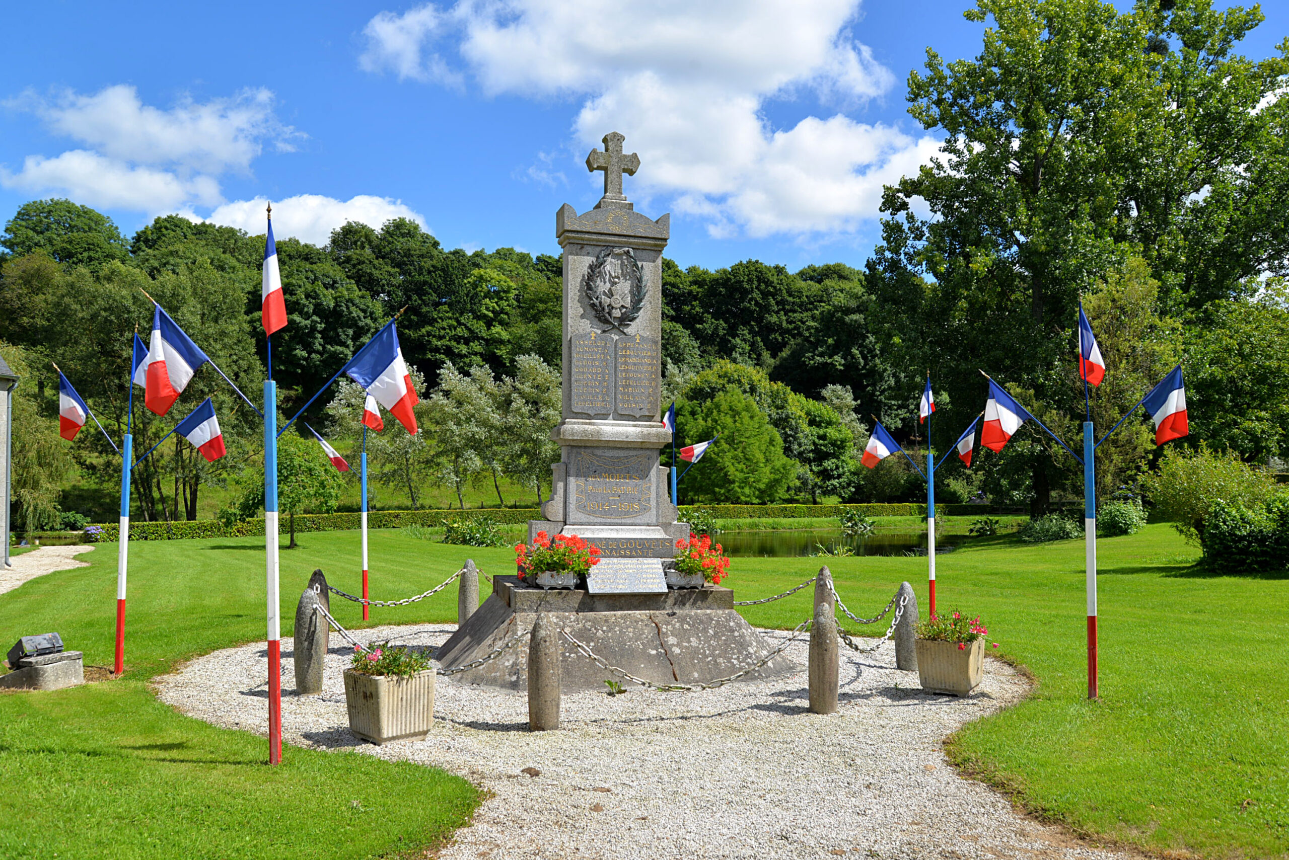 Monument aux morts de Gouvets